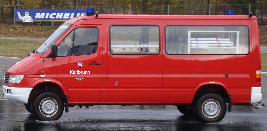 Mannschaftstransporter-2 MT