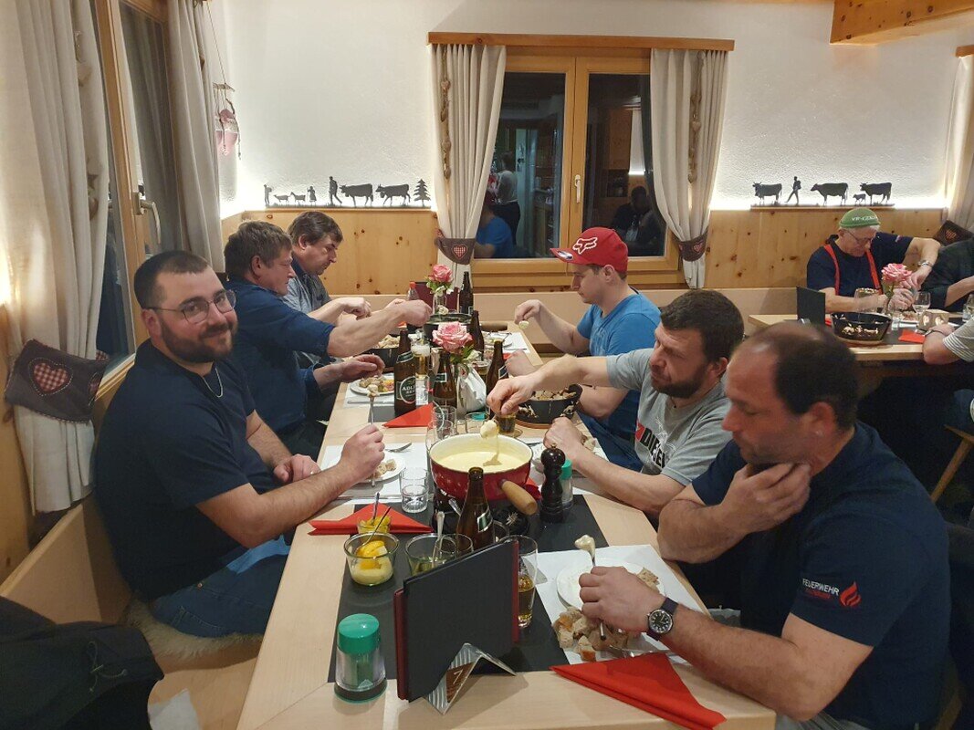 Feuerwehr-Schlittelplausch (Fondue-Abend)