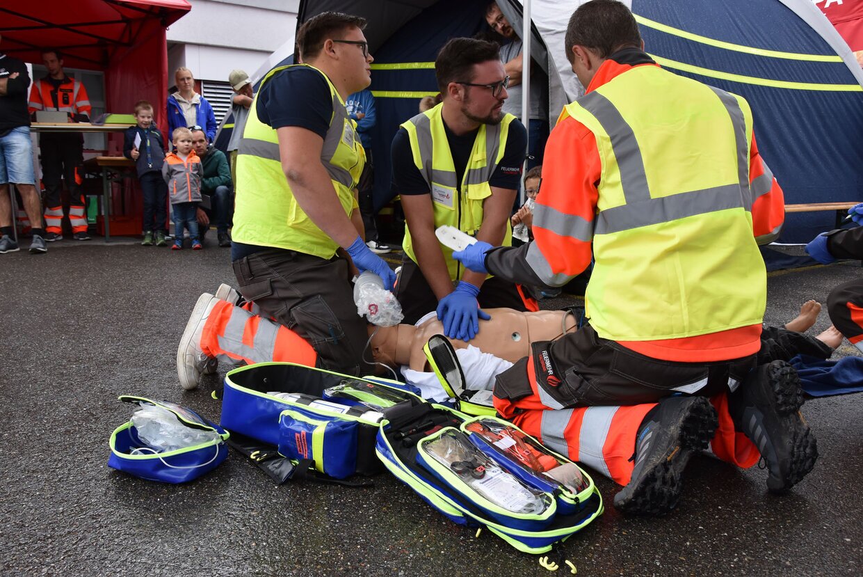 World Restart a Heart Day